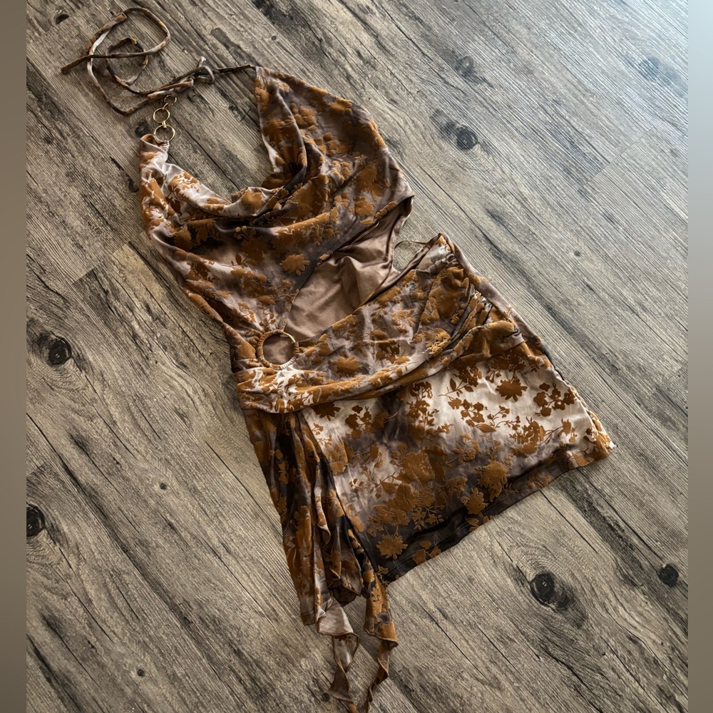 Y2k Style Windsor Brown Floral Burnout Pattern Cowl Halter Top Cutout Mini Dress - Picture 2 of 16